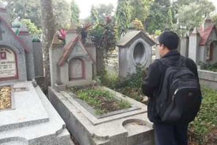 Makam Tante Dolly di Pemakaman Kristen Sukun Malang.