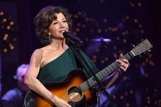 Lirik dan Chord Lagu Shine All Your Light - Amy Grant 