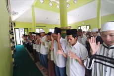 Ratusan Santri di Wonosari Berdoa untuk KH Maimun Zubair