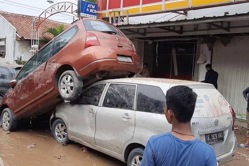 Ini Kerusakan Mobil Paling Banyak Akibat Banjir Jakarta