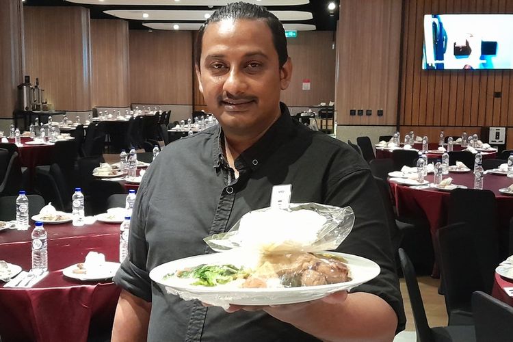 Dari Pulau Bintan hingga Nigeria, Chef Vici Tren Kini Racik Menu Ramah Lansia Jemaah Haji di Embarkasi Kulon Progo