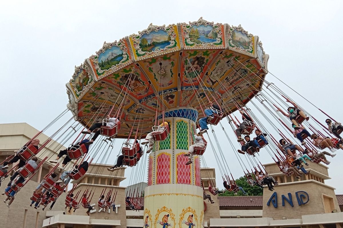 Wahana di Ancol. 