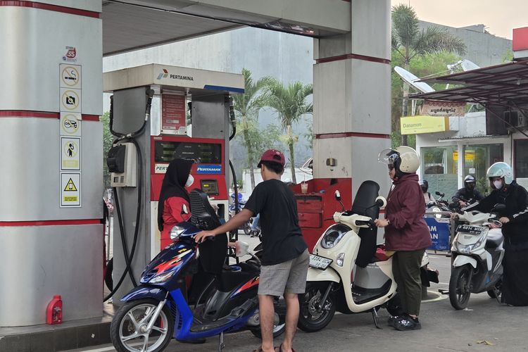2 Pekan Harga Pertamax Naik, Warga Tangsel Pangkas Jajan Anak dan Masak Ketimbang Beli Makanan