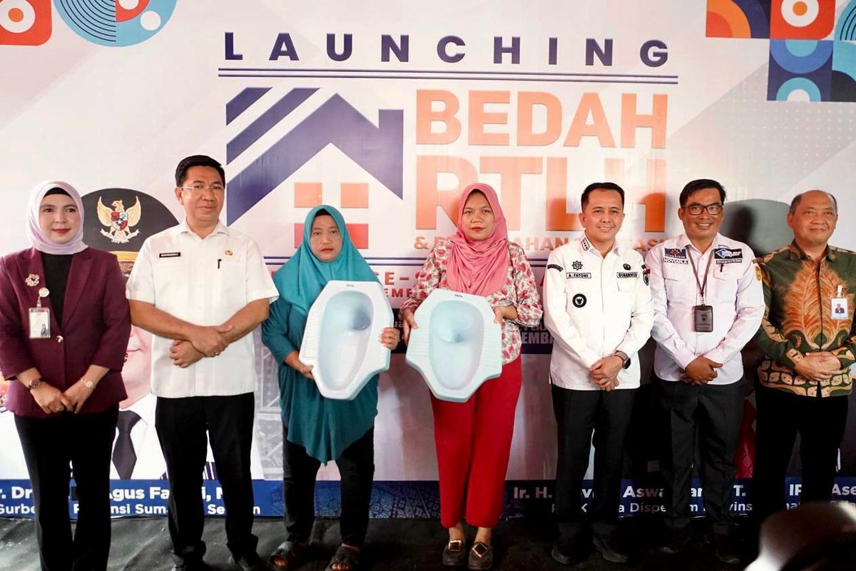Pemprov Sumsel meluncurkan Gerakan Bedah Rumah Serentak se-Sumatera Selatan (GBRSS).