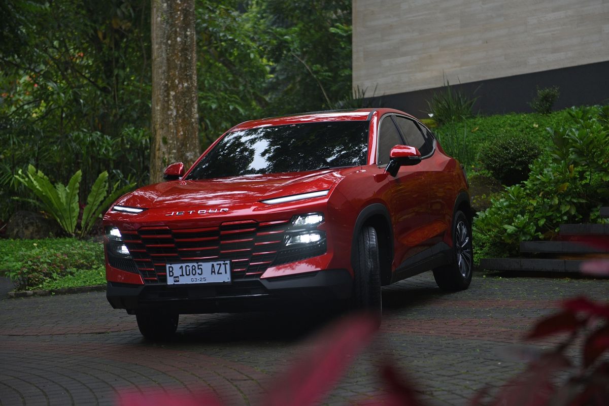 Test drive Jetour Dashing