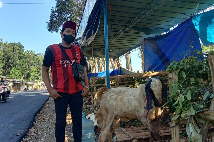Penjual hewan kurban di Kecamatan Mijen, Kota Semarang, Jawa Tengah. Jumat (8/2022)