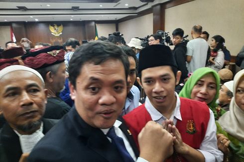 Habiburokhman hingga Haris Azhar Hadiri Sidang Vonis Lutfi Alfiandi