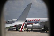 Pesawatnya Bersebelahan, Kenapa Menlu Amerika ke Indonesia Tak Temui Pejabat Top Rusia?