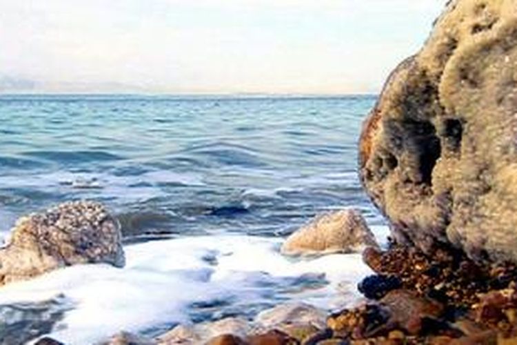Permukaan air Laut Mati menurut penelitian turun setinggi satu meter tiap tahun