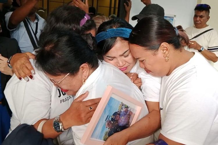 Pelukan, Air Mata, dan Doa yang Terjawab di Ruang Sidang Prada Lucky