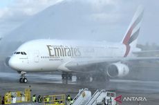 Saat Pesawat Airbus A380 Emirates Mendarat di Bali, Disambut oleh Gubernur