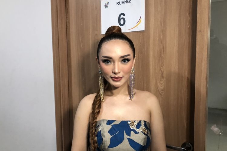 Zaskia Gotik saat ditemui di Trans Studio Cibubur, Depok, Jawa Barat, Rabu (15/12/2021). 