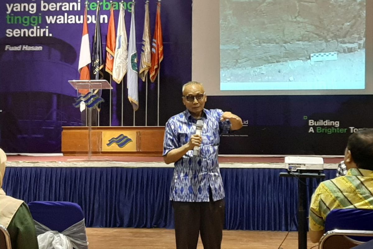 Pengamat budaya Wardiman Djojonegoro pada diskusi dalam rangka Festival Panji Nusantara 2019 di Universitas Ma Chung, Malang, Jumat (12/7/2019).