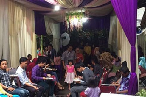 PPKM Jawa-Bali Diperpanjang Dua Pekan, Ada Larangan Makan di Tempat Saat Resepsi Pernikahan