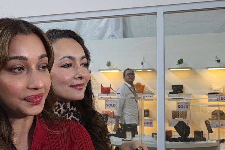 Datang Terlambat ke BPA Fair, Dewi Rezer Kecewa Barang Mewah Incaran Ludes