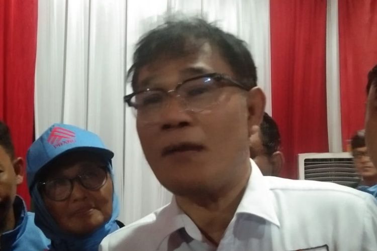 Mantan kader PDIP cum Wakil Ketua Dewan Pakar TKN Prabowo-Gibran, Budiman Sudjatmiko saat memberikan keterangan, Senin (15/1/2024).