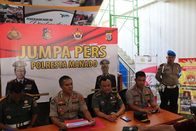 Polda Sulut, Kodam XIII Merdeka dan Polresta Manado, saat jumpa pers di lobi Mapolresta Manado, Minggu (30/6/2019).