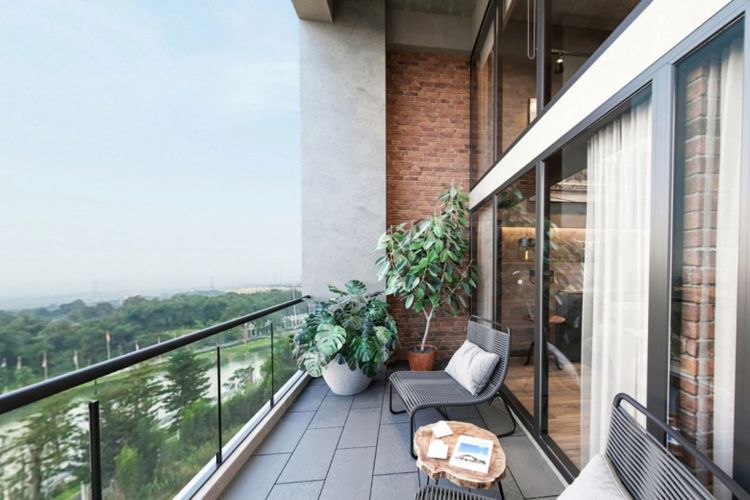 Pemandangan balcony Soho New York Meikarta 