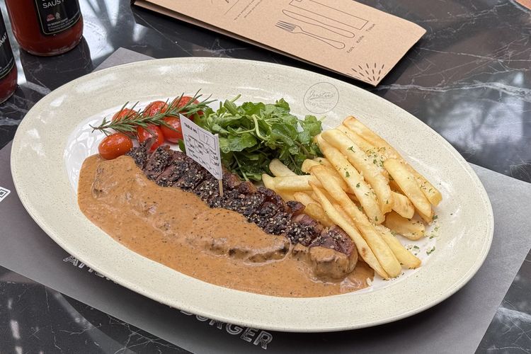 Fed Australian Grain Striploin at Justus Steakhouse Asthana Kemang, South Jakarta.