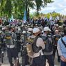 Tolak Omnibus Law UU Cipta Kerja, Buruh Demo di Gedung DPRD Kalsel 