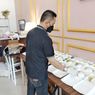 Rumah Makan Gratis Uwais Jatinangor Bagikan 550 Porsi Makanan Per Hari, Warga Boleh Ambil Tanpa Syarat Hasil Tes Covid-19