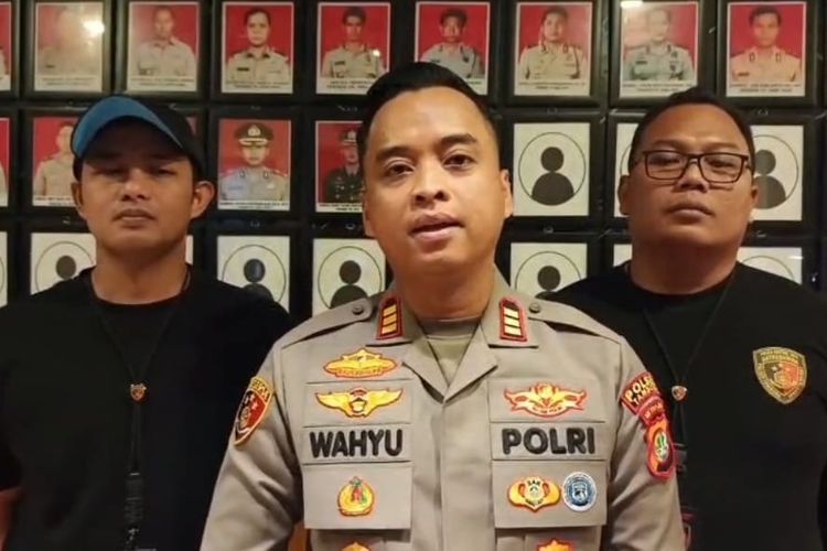 Paksa Pengunjung Bayar Parkir Rp 5.000, Jukir Liar di Tambora Jakbar Dicokok Polisi