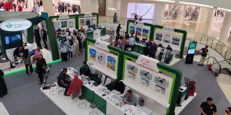 Suasana Saudia Travel Fair 2023 di Senayan City, Jakarta Pusat, pada Sabtu (28/10/2023).