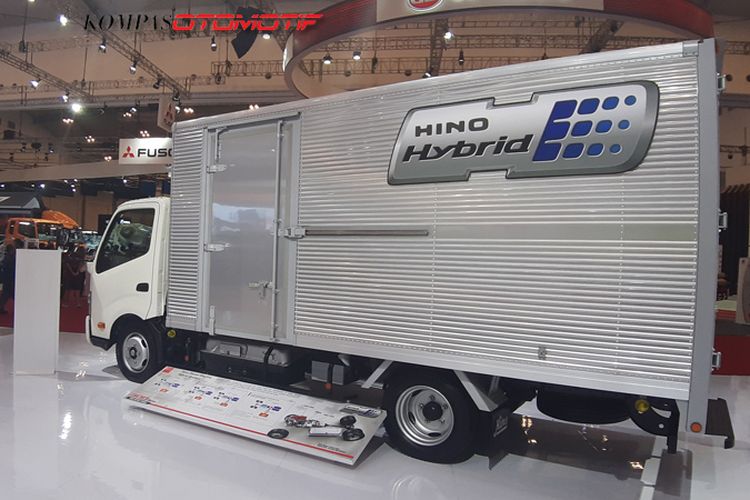 Hino Dutro Hybrid