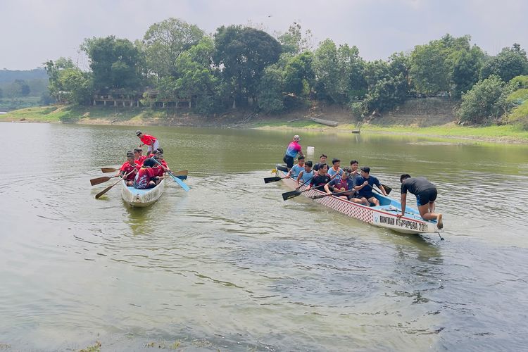 Jelang Porprov Jateng 2026, Atlet Dayung Kabupaten Semarang Berlatih dengan Alat Pinjaman
