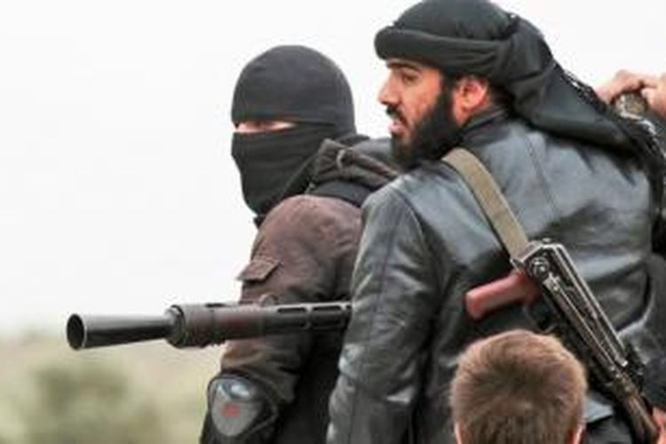 Kelompok militan Al-Nusra yang berafiliasi ke Al-Qaeda termasuk di dalam daftar kelompok teroris yang diawasi Amerika Serikat.
