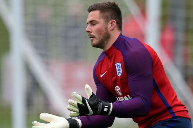 Jack Butland saat menjalani latihan bersama tim nasional Inggris di St George's Park, 22 Maret 2016. Butland dikabarkan bakal bergabung dengan Manchester United sebagai kiper pinjaman dari Crystal Palace.