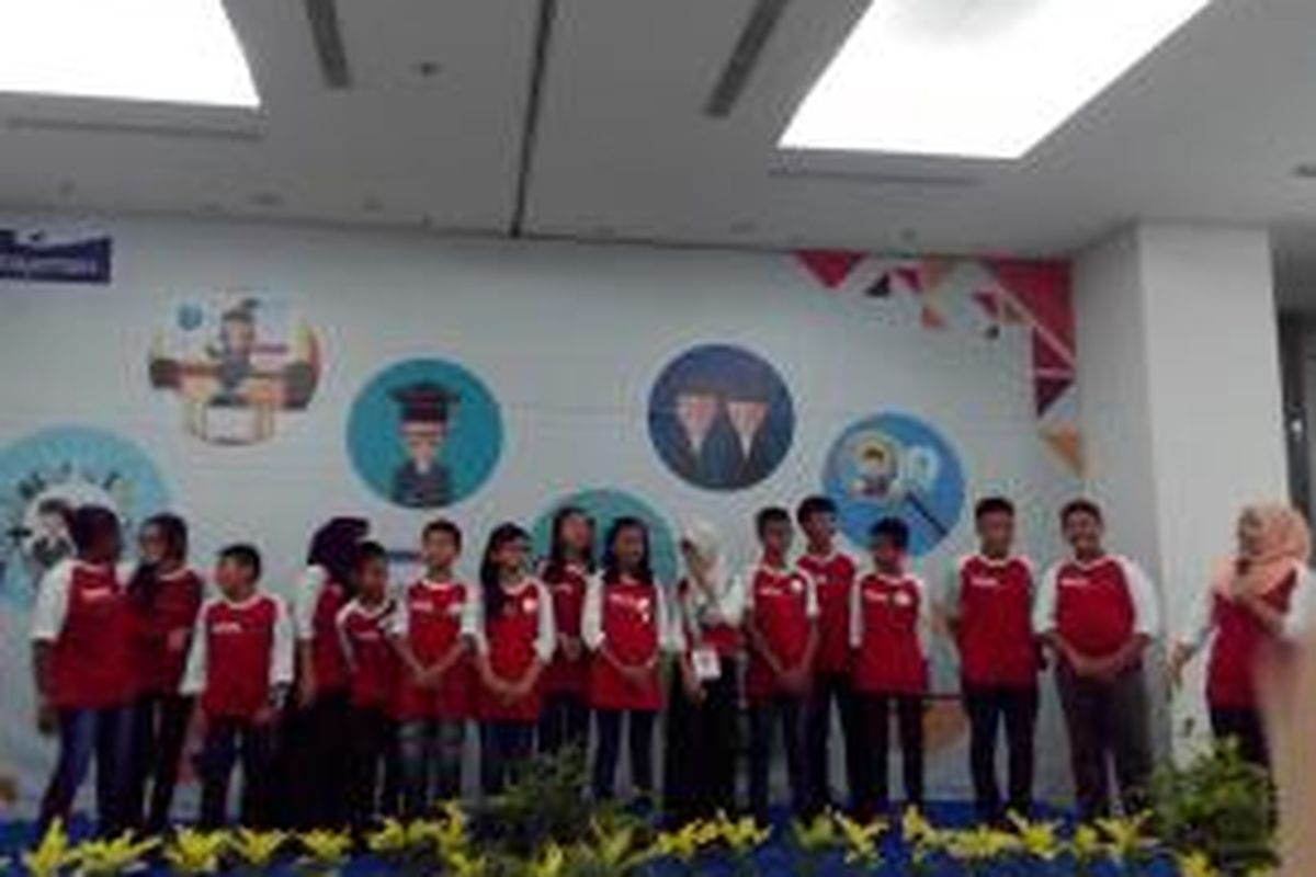 15 anak dari berbagai provinsi di seluruh Indonesia yang tergabung dalam program Sabang Merauke.