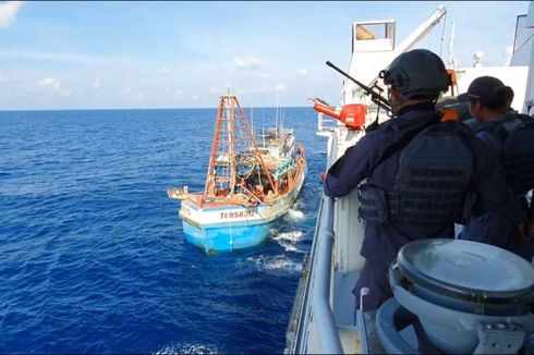 Bakamla Tangkap 2 Kapal Vietnam yang Mencuri Ikan di Natuna