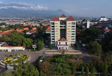 Kelas Internasional UM Siapkan Lulusan Berdaya Saing Global