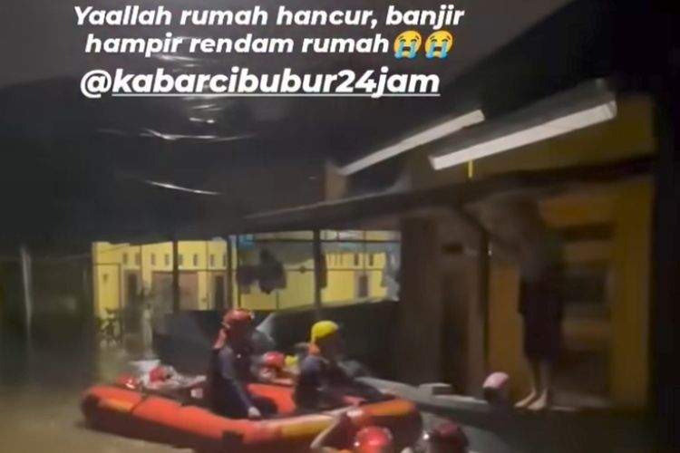 Banjir Rendam 9 RW di Ciracas Jaktim, Warga Mengungsi