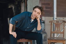 Robert Pattinson dan Sutradara Bong Joon Ho Akan Kerja Sama di Film Baru