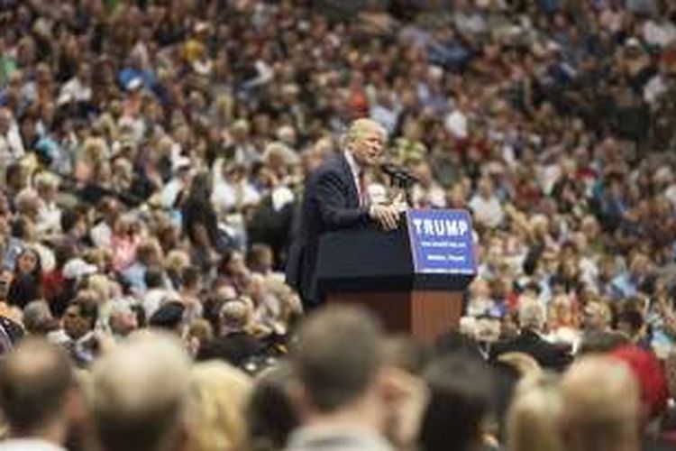 Donald Trump saat kampanye di Dallas, Texas.