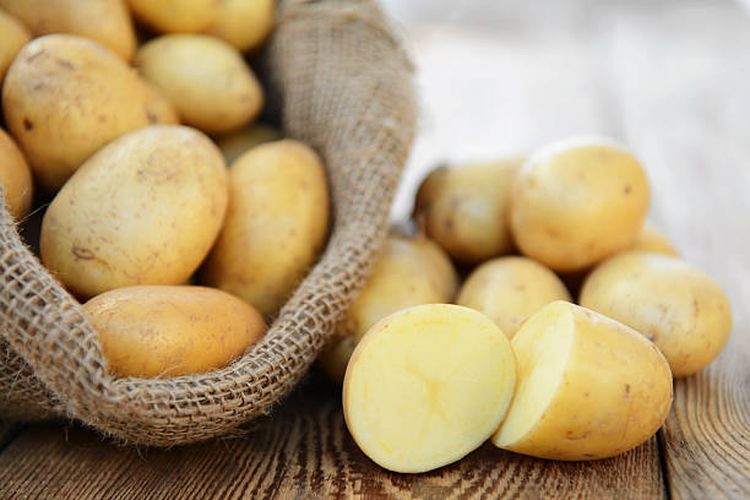 Ilustrasi bahaya kentang bagi penderita penyakit ginjal.