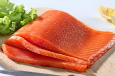 Bagaimana Membedakan Ikan Salmon yang Segar dan Tidak
