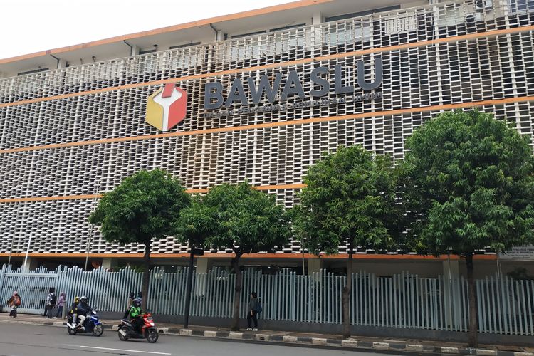 Gedung Badan Pengawas Pemilu (Bawaslu) RI di Jalan MH Thamrin, Jakarta Pusat, Rabu (15/2/2023).