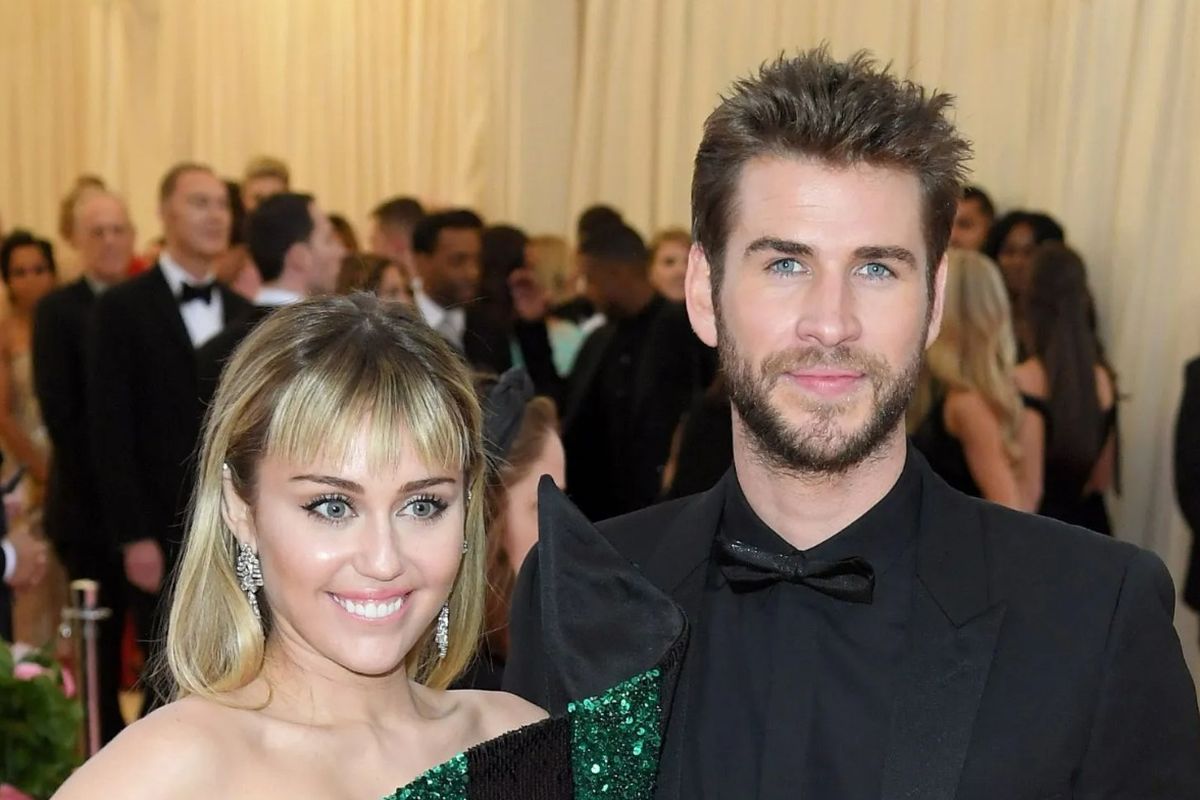 Miley Cyrus dan Liam Hemsworth