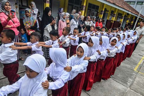 6 Langkah Bangun Kebanggaan Siswa Baru di Tahun Ajaran Mendatang