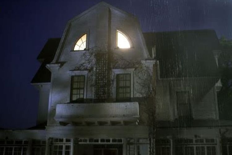 Film The Amityville Horror tayang pada tahun 2005