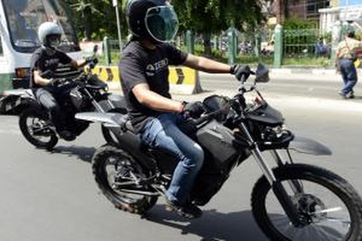 Zero tipe Military lebih cocok digunakan untuk off road.