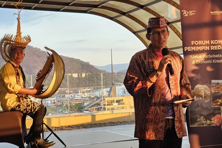 Menteri Pariwisata dan Ekonomi Kreatif Sandiaga Uno Bertemu dengan Sejumlah Pemimpin Redaksi Media Nasional di Labuan Bajo, Kamis (15/08/2024) untuk memaparkan kemajuan Labuan Bajo sebagai Destinasi Superprioritas termasuk sejumlah penerbangan langsung dari Australia, Malaysia, dan Singapura.