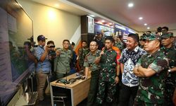 Gubernur Herman Deru Paparkan Ancaman Karhutla di Sumsel kepada Kasad TNI