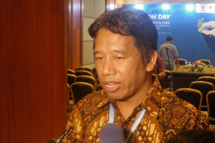 Ketua AJI Indonesia Suwarjono saat ditemui pada peringatan Hari Kebebasan Pers Sedunia, di Jakarta Convention Center, Rabu (3/5/2017).