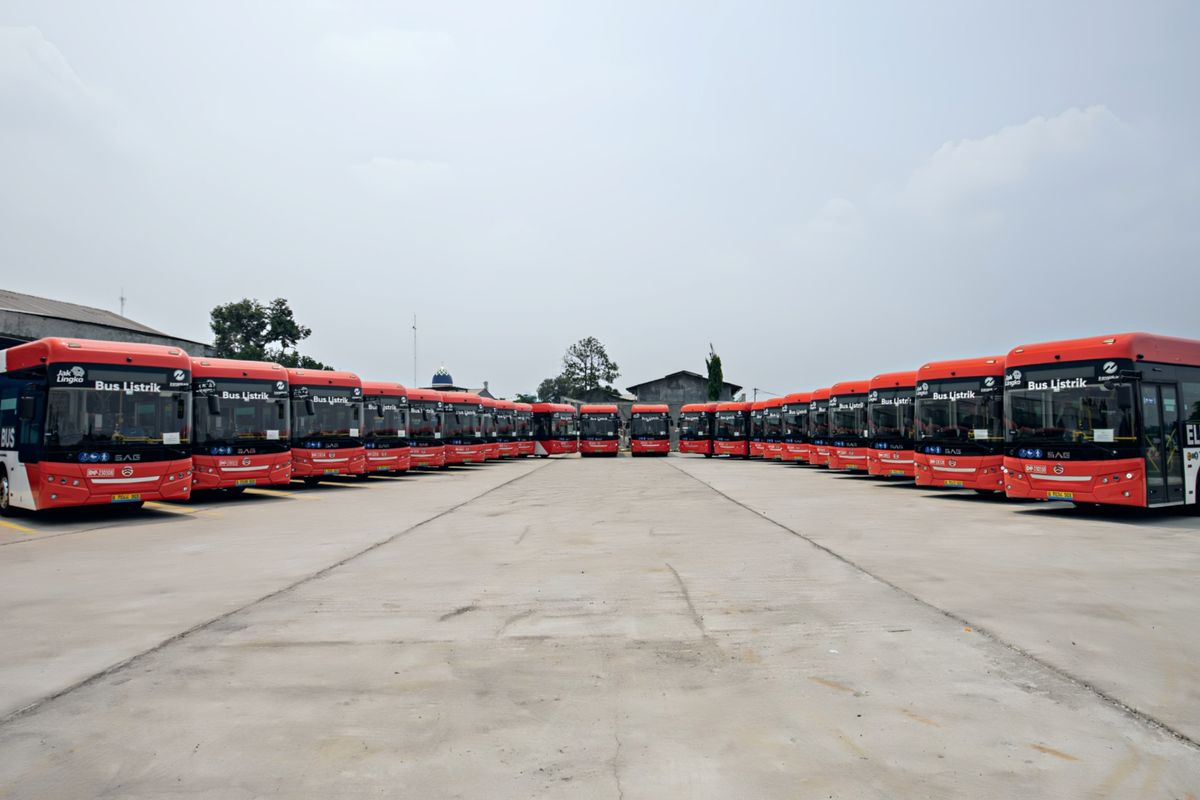 22 Unit Bus Listrik Baru Transjakarta 
