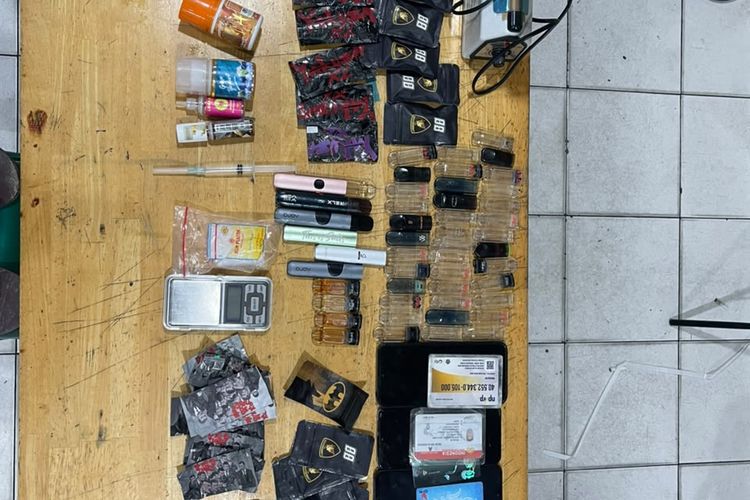 Polisi Gerebek Rumah Produksi “Pod Getar” di Medan, Satu Pelaku Ditangkap