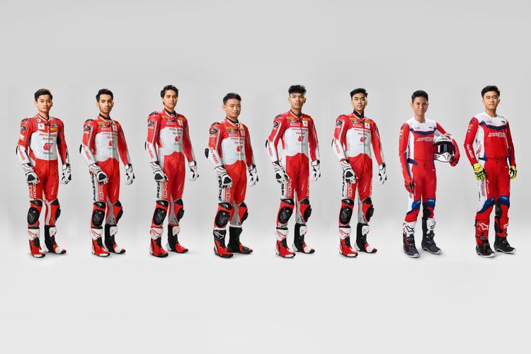 Para pebalap muda yang tergabung dalam Astra Honda Racing Team (AHRT).